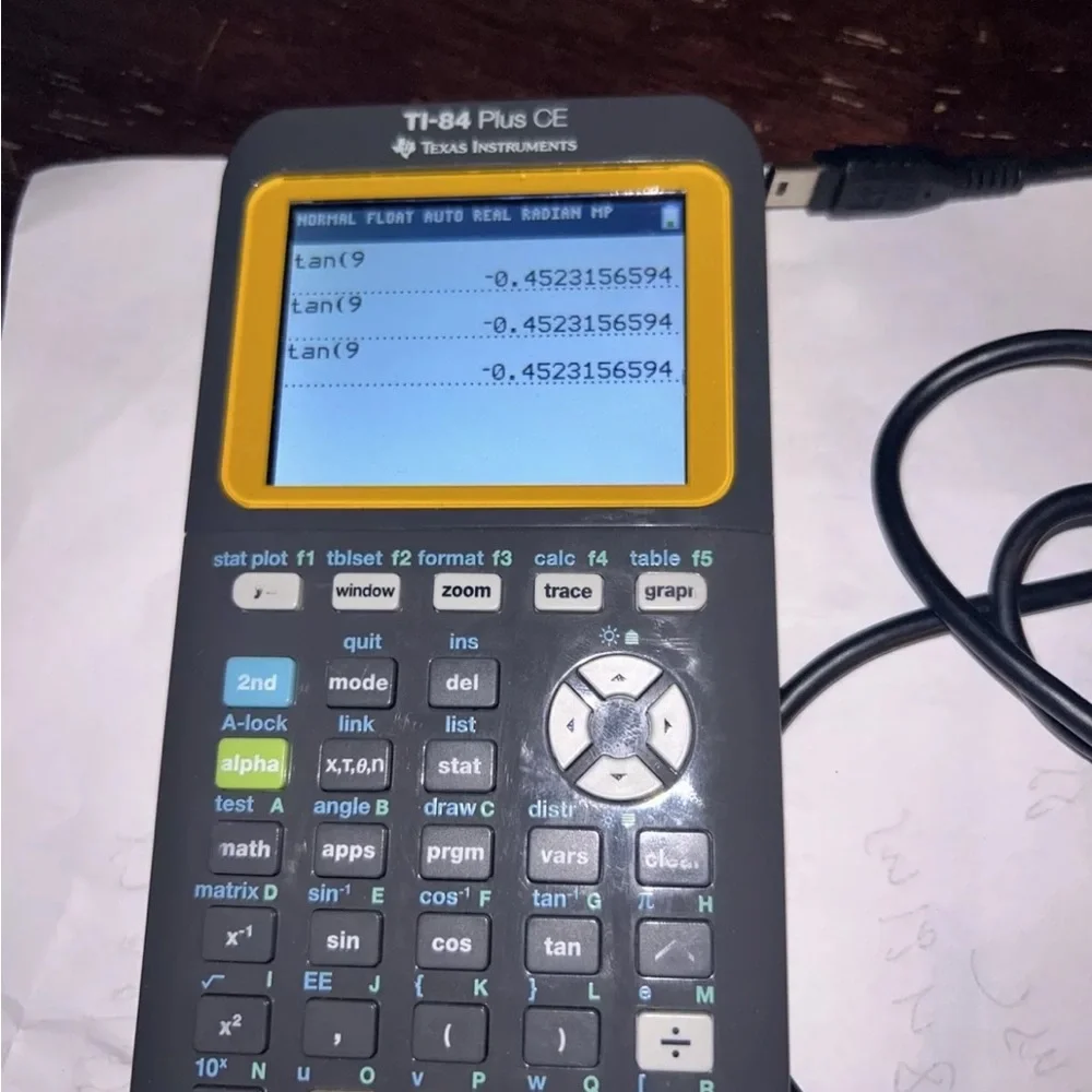 Texas Instruments TI-84 Plus CE Graphing Calculator w/ Cable - TESTED WORKS